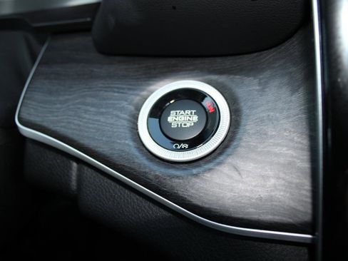 Used 2021 Jeep Grand Cherokee L Limited image 20