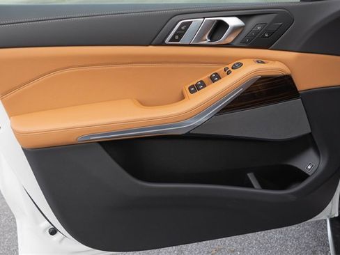 New 2026 BMW X5 xDrive50e w/ Climate Comfort Package image 14