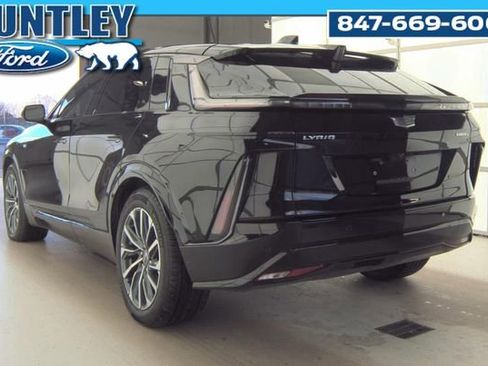 Used 2024 Cadillac Lyriq Sport AWD/4WD image 5