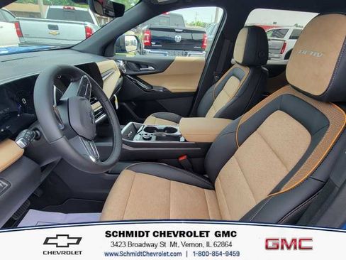 New 2026 Chevrolet Equinox ACTIV w/ Convenience Package III image 13