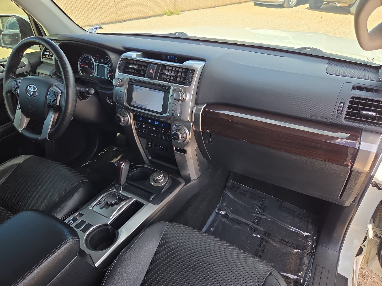 Used 2014 Toyota 4Runner 4WD image 28