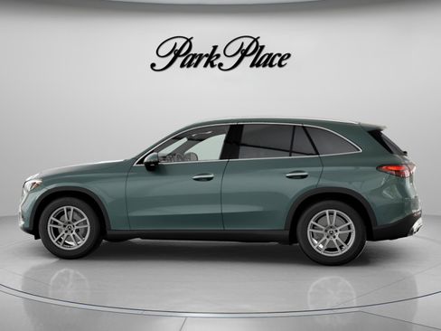 Used 2026 Mercedes-Benz GLC 300 image 8