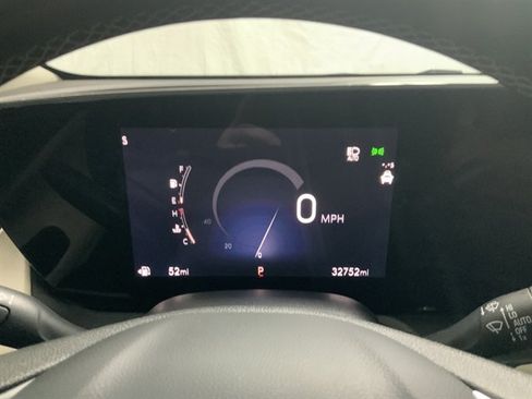 Used 2024 Buick Encore GX Avenir w/ Avenir Convenience Package AWD/4WD image 26