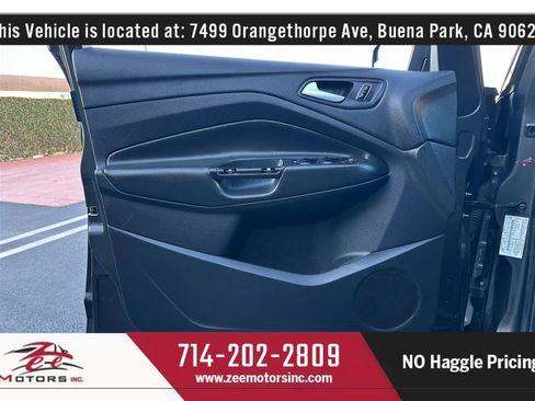 Used 2015 Ford C-MAX SE w/ Interior Protection Package image 38