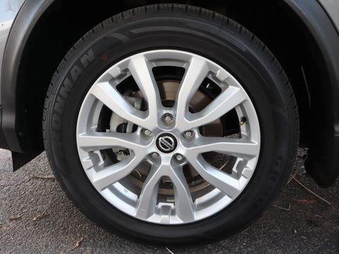 Used 2020 Nissan Rogue Sport SV w/ All-Weather Package AWD/4WD image 41