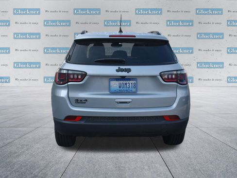 Used 2026 Jeep Compass Latitude AWD/4WD image 6