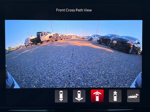 New 2027 Chrysler Pacifica Select FWD image 44