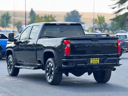 Used 2020 Chevrolet Silverado 2500 Custom w/ Custom Value Package AWD/4WD image 16