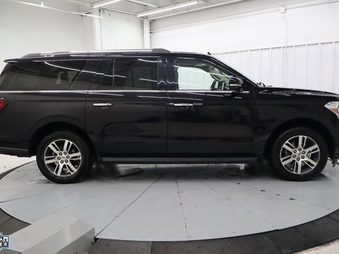 Used 2024 Ford Expedition Max Limited RWD image 2
