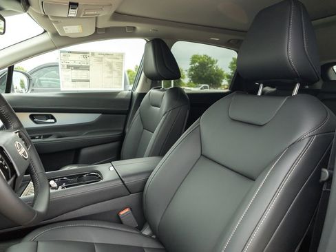 New 2025 Nissan Murano SL image 9