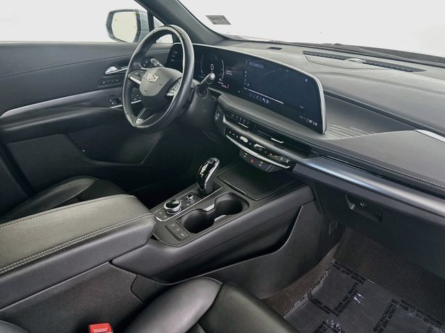 Used 2024 Cadillac XT4 Premium Luxury AWD/4WD image 30