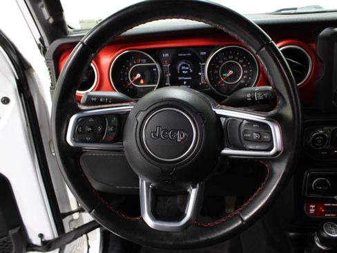 Used 2020 Jeep Gladiator Rubicon AWD/4WD image 7