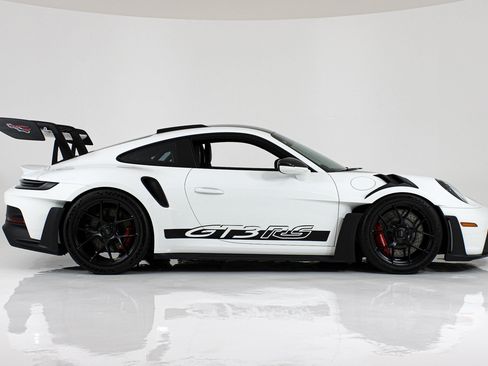 Used 2024 Porsche 911 GT3 RS RWD image 8