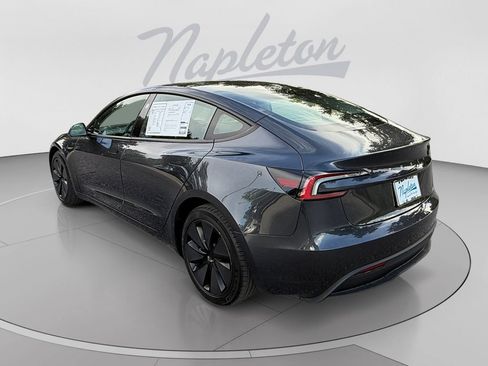 Used 2025 Tesla Model 3 RWD image 3