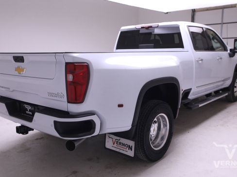 New 2026 Chevrolet Silverado 3500 High Country w/ Technology Package image 5