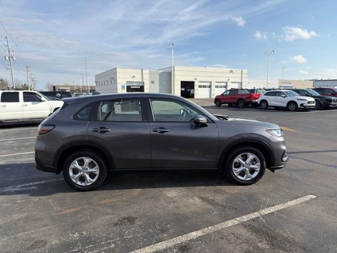 Used 2024 Honda HR-V LX image 7