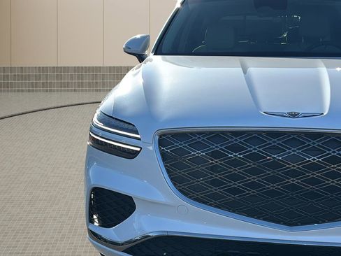 Used 2026 Genesis GV70 2.5T image 10