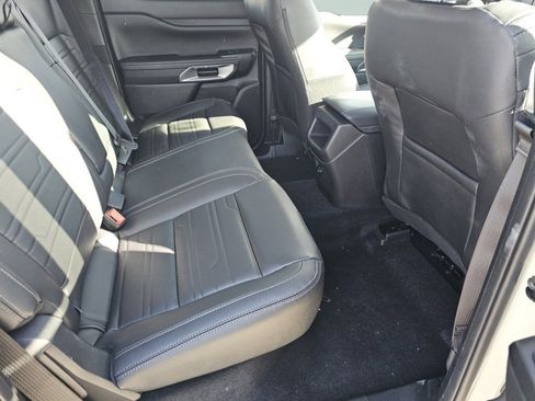 New 2025 Ford Ranger Lariat w/ FX4 Off-Road Package image 5