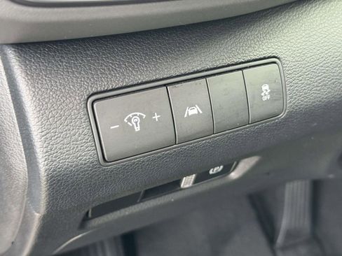 Used 2023 Hyundai Santa Fe SE image 18