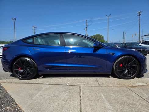 Used 2024 Tesla Model 3 Performance AWD/4WD image 22