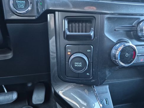 Certified 2023 Ford F150 XLT w/ Equipment Group 302A High image 33