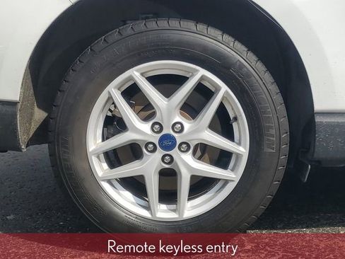 Used 2022 Ford Edge SEL w/ Convenience Package image 6