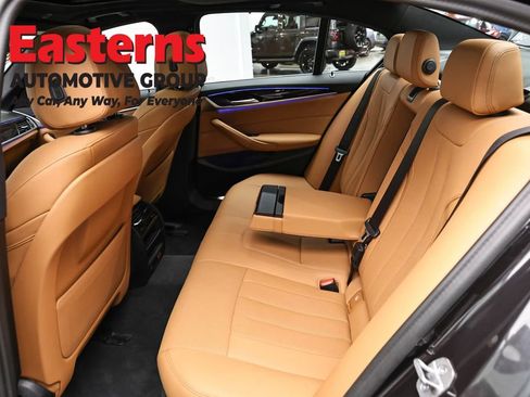 Used 2023 BMW 530i w/ Convenience Package RWD image 24