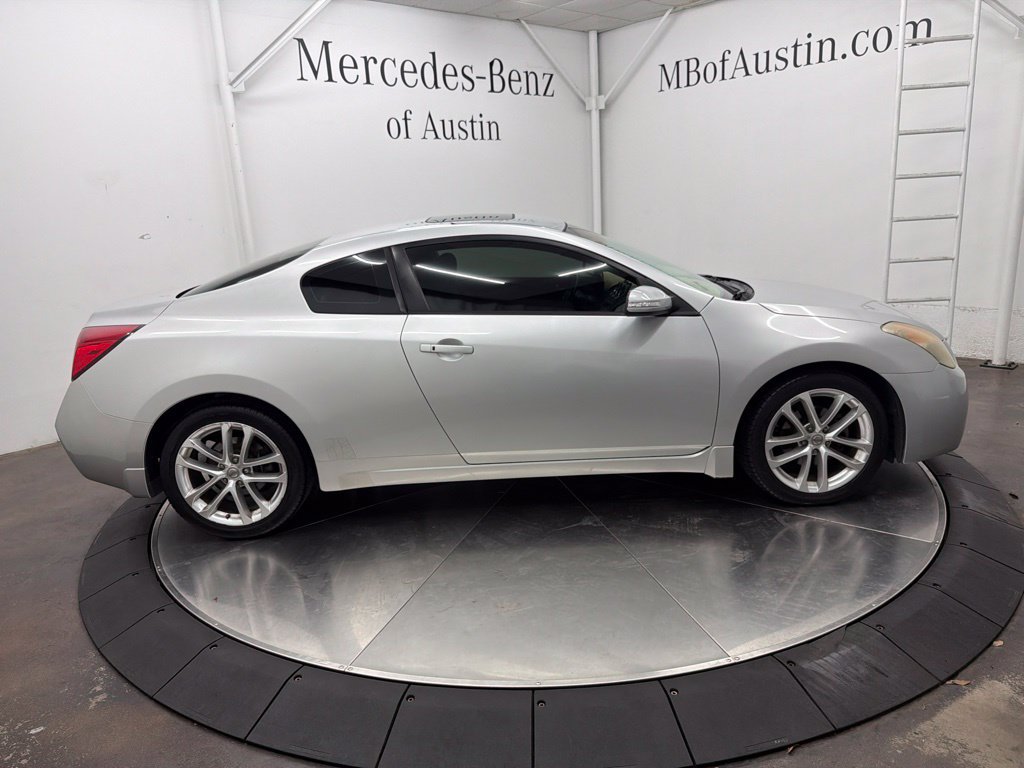 Used 2009 Nissan Altima 3.5 SE FWD image 6