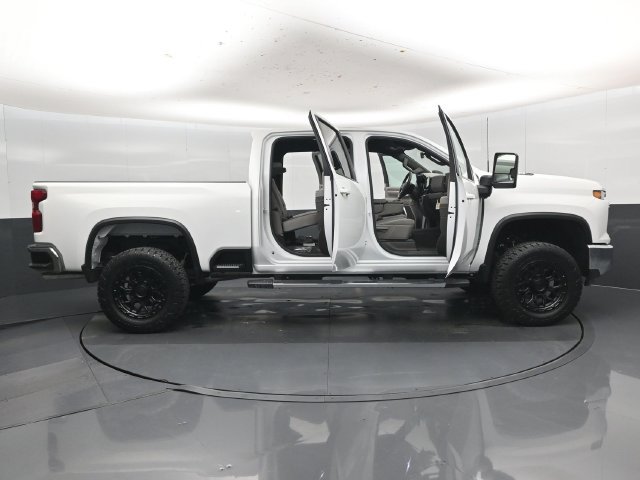 Used 2026 Chevrolet Silverado 2500 LT AWD/4WD image 59