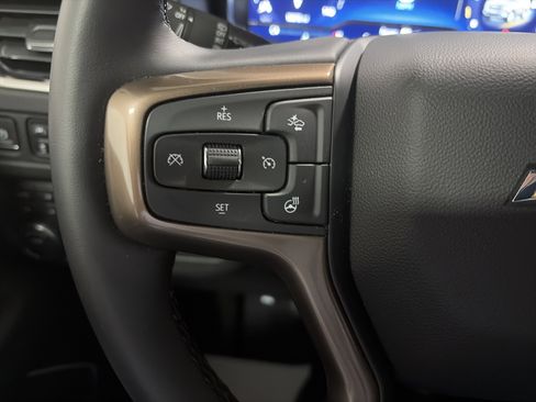 Used 2023 Chevrolet Tahoe High Country image 15