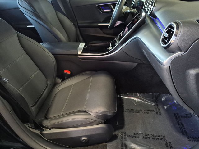 Used 2026 Mercedes-Benz C 300 4MATIC Sedan image 21