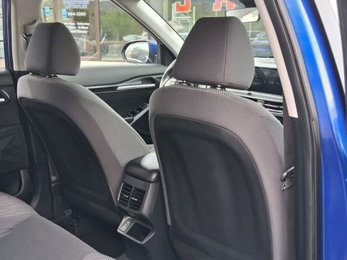 Used 2024 Kia Seltos LX AWD/4WD image 7