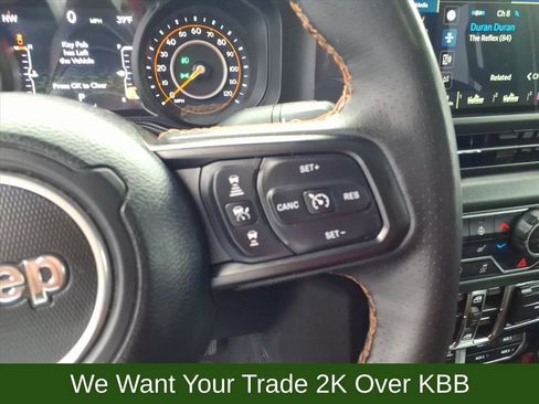 Used 2024 Jeep Gladiator Mojave w/ Convenience Group image 30