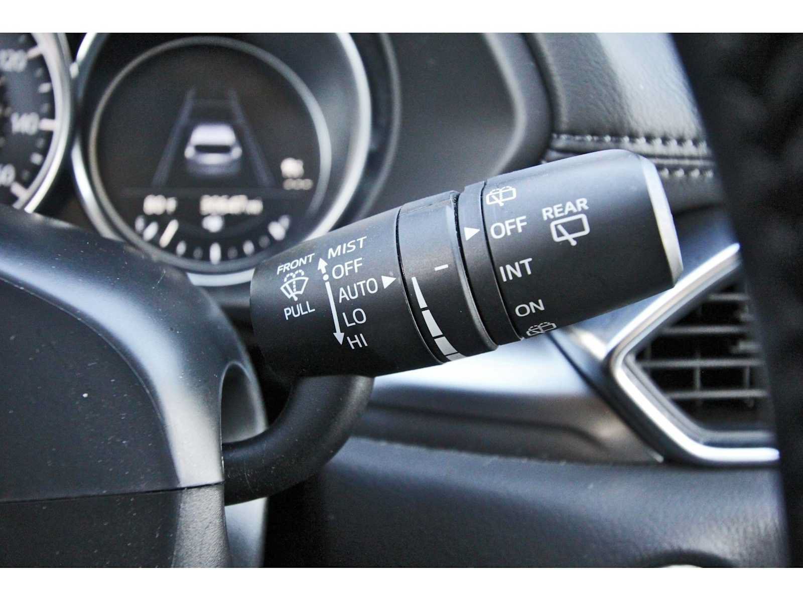 Used 2025 MAZDA CX-5 AWD 2.5 S w/ Preferred Package image 17