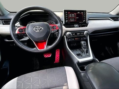 Used 2021 Toyota RAV4 XLE w/ Convenience Package AWD/4WD image 15