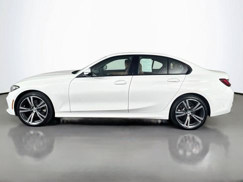 Used 2023 BMW 330i xDrive Sedan w/ Premium Package AWD/4WD image 3