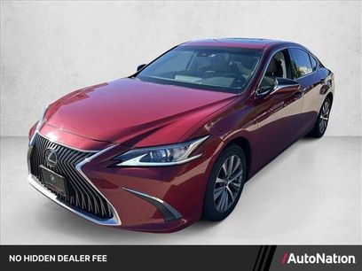 Used 2021 Lexus ES 350 w/ Accessory Package 2