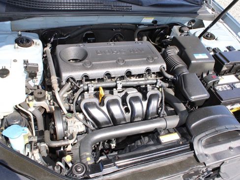 Used 2010 Hyundai Sonata GLS FWD image 24