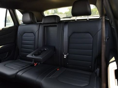 New 2026 Volkswagen Atlas Cross Sport SEL R-Line AWD/4WD image 22