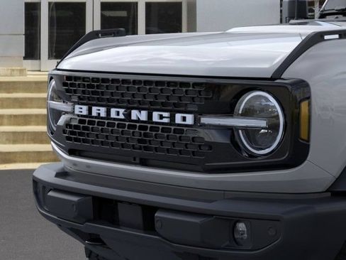 New 2026 Ford Bronco Outer Banks AWD/4WD image 19