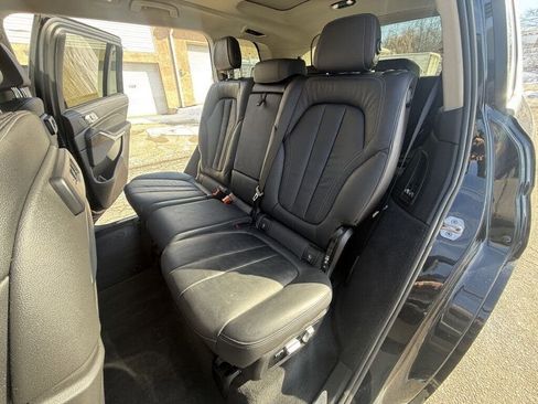 Used 2021 BMW X7 xDrive40i w/ Premium Package image 20