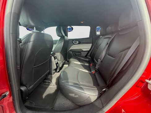 Used 2024 Jeep Compass Limited AWD/4WD image 12