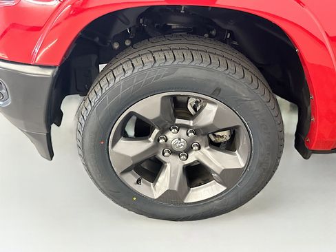 Used 2022 RAM 1500 Big Horn w/ Built-to-serve Edition AWD/4WD image 11