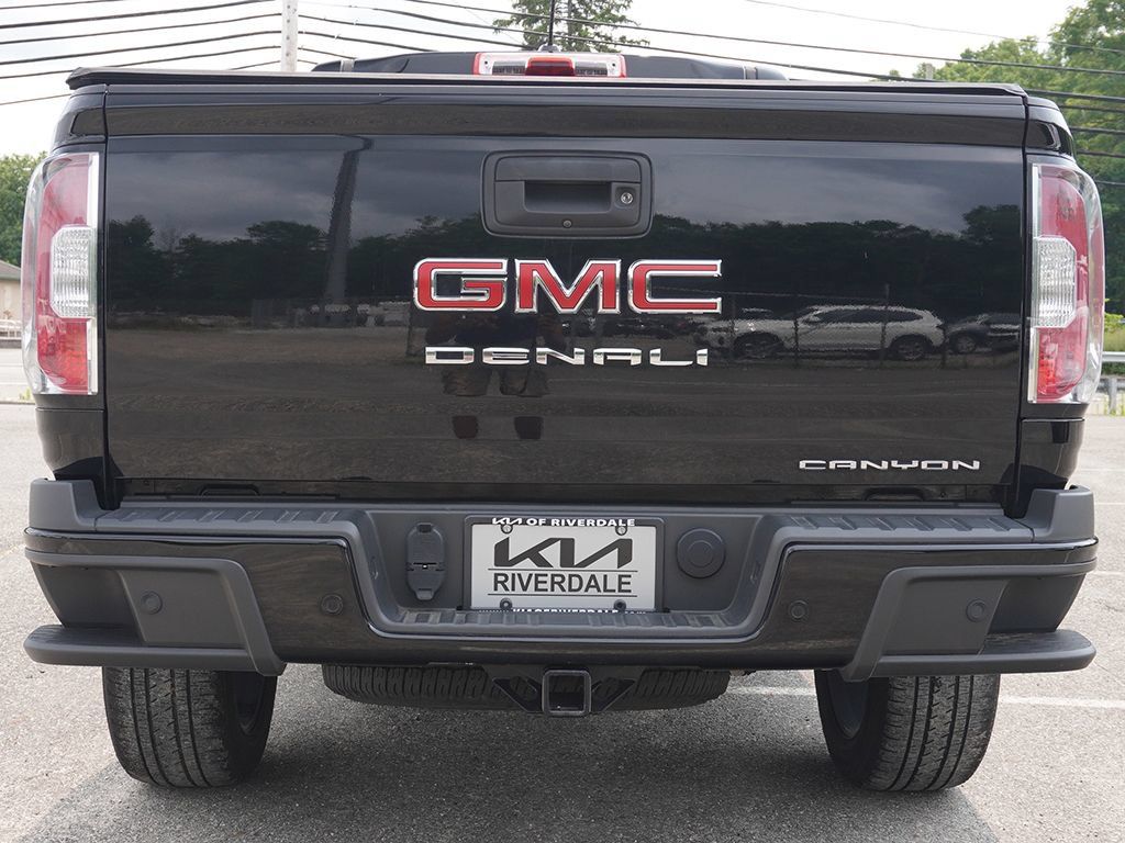 Used 2022 GMC Canyon Denali AWD/4WD image 10