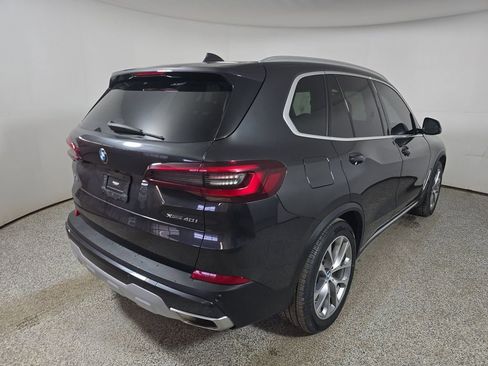 Used 2023 BMW X5 xDrive40i w/ Premium Essential Package image 2