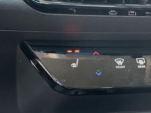 Certified 2026 Nissan Kicks SR w/ SR Premium Package FWD image 21
