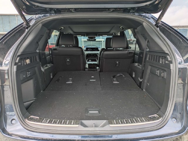 Certified 2026 MAZDA CX-90 Plug-In Hybrid w/ Premium Plus AWD/4WD image 12