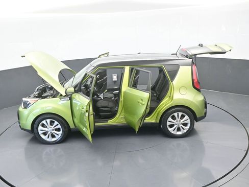 Used 2016 Kia Soul + image 60