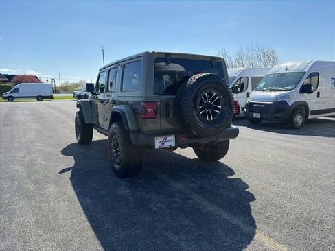 New 2026 Jeep Wrangler Unlimited Rubicon AWD/4WD image 3