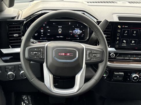 New 2026 GMC Sierra 1500 Elevation image 10